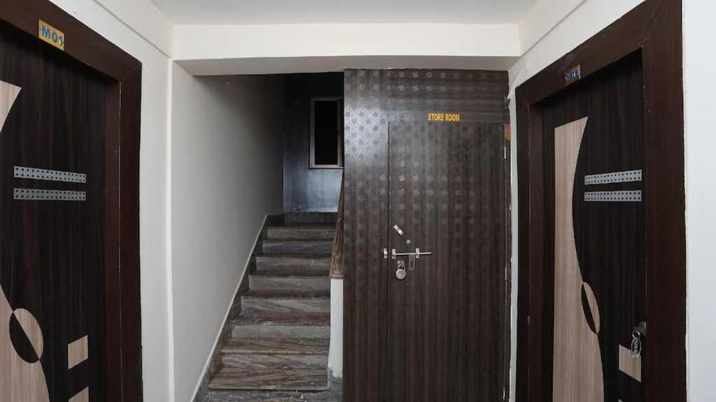 فندق Oyo Royal Ruby Enclave بوري المظهر الخارجي الصورة